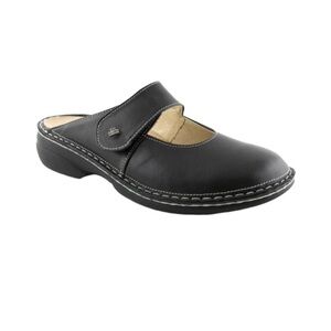 Finn Comfort Stanford Black Leather Clogs